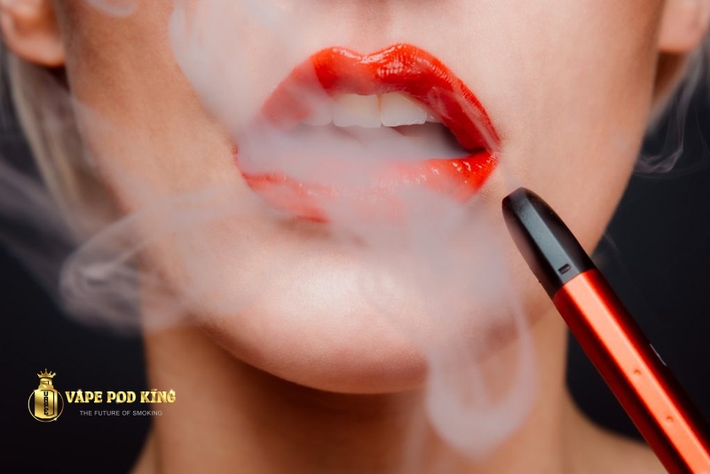 Hút pod có bị vàng răng không